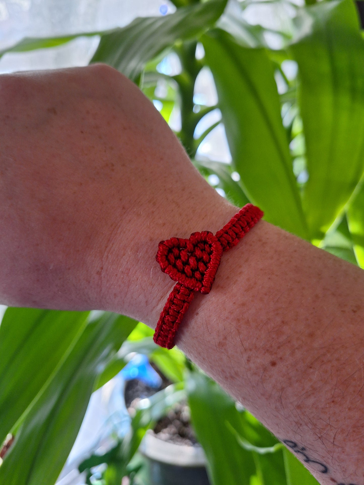 Simple heart bracelet