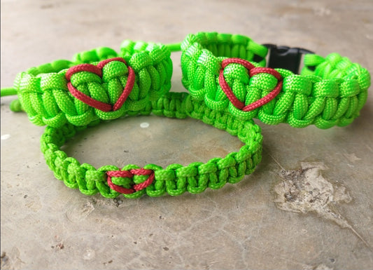 Green guy heart bracelet