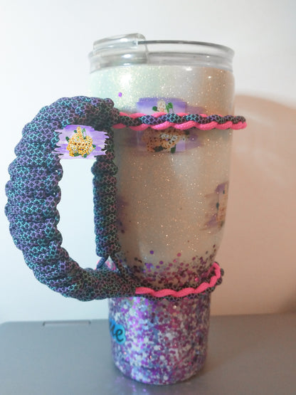 Paracord tumbler handle