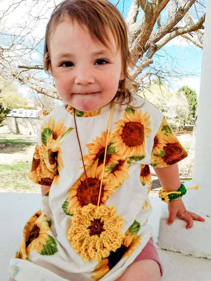 Flower necklace