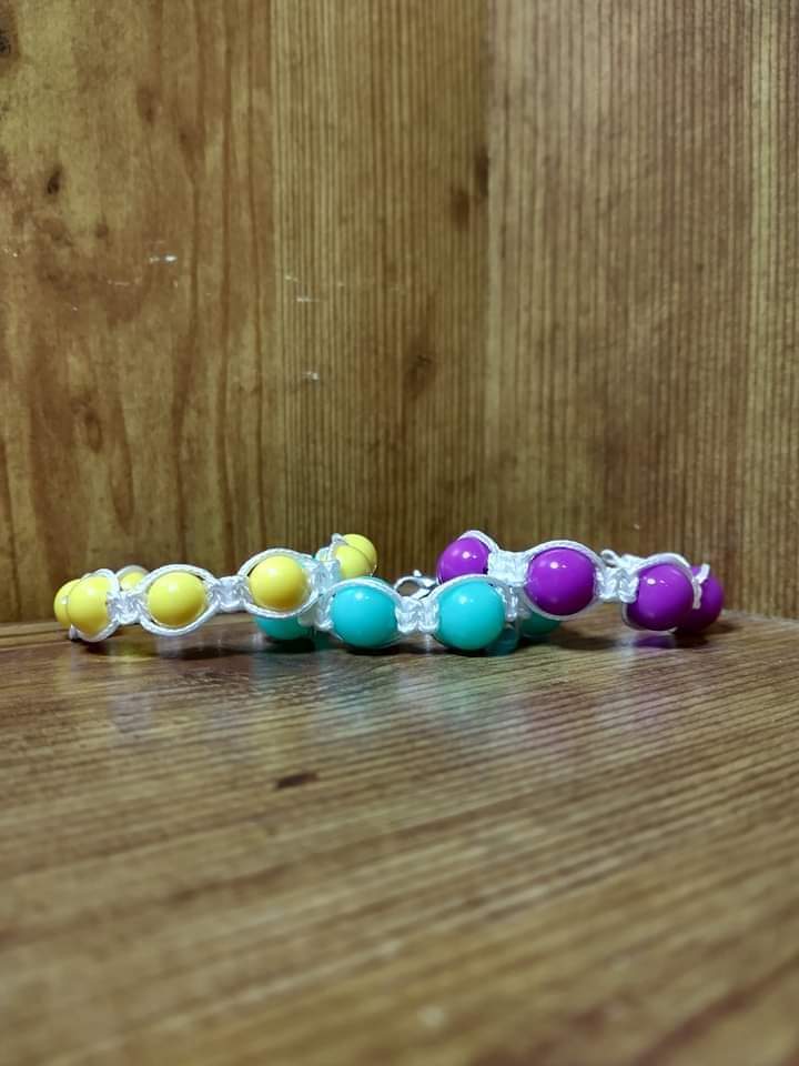 Bubblegum bracelets